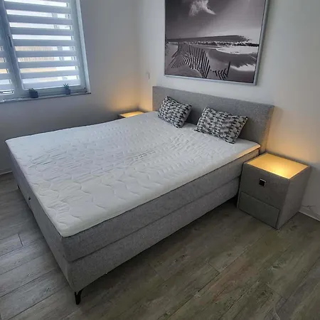 Exklusiv Seeblick Holiday home Grossraeschen
